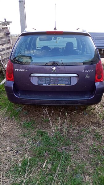 Dezmembrez Peugeot 306